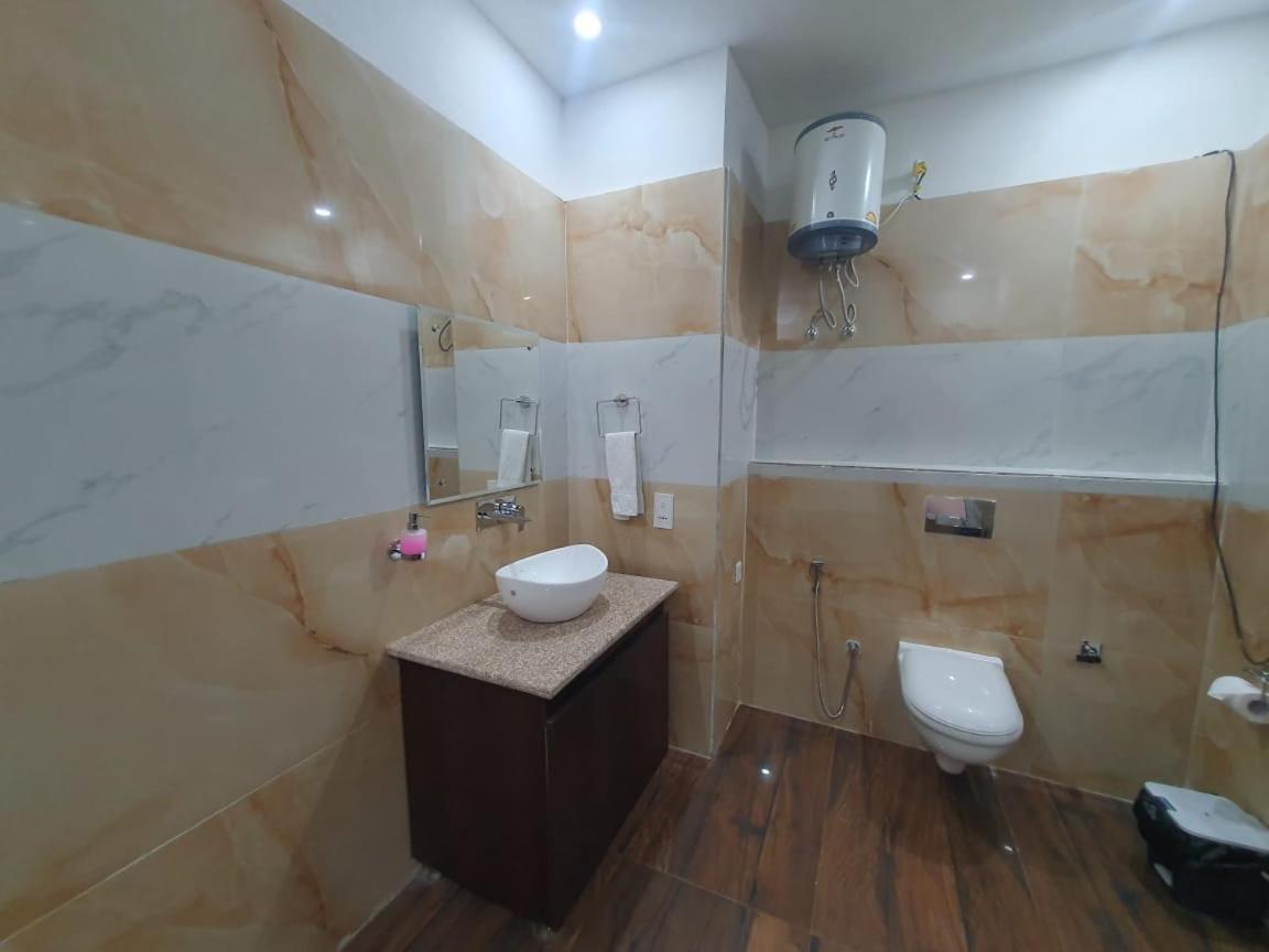 Akash Hotel Managed By Jk Hotels & Resorts Kathua Eksteriør billede
