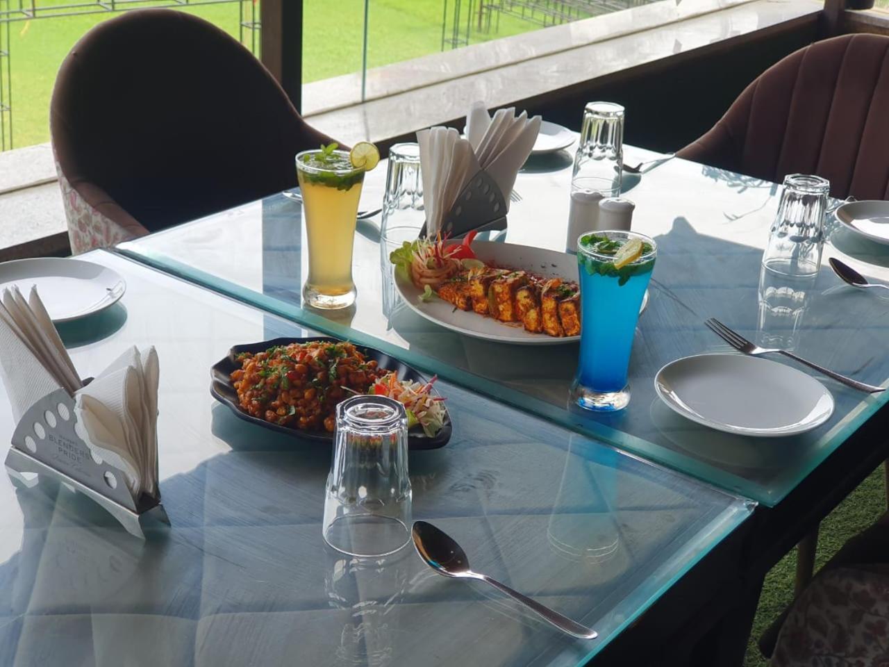 Akash Hotel Managed By Jk Hotels & Resorts Kathua Eksteriør billede