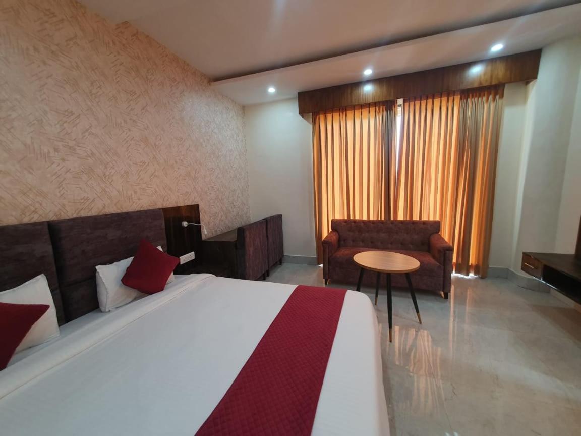 Akash Hotel Managed By Jk Hotels & Resorts Kathua Eksteriør billede