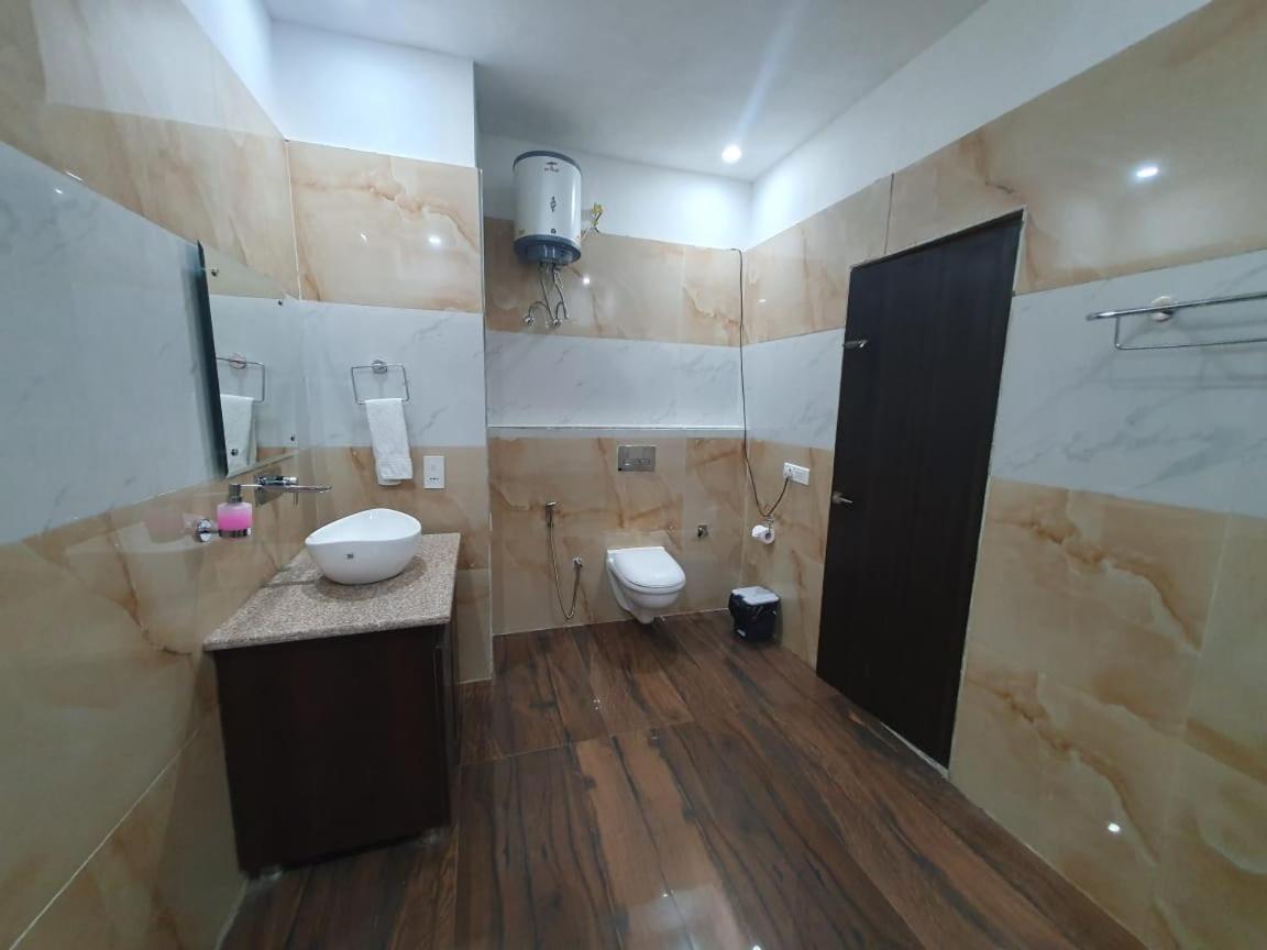 Akash Hotel Managed By Jk Hotels & Resorts Kathua Eksteriør billede