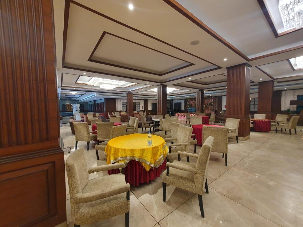 Akash Hotel Managed By Jk Hotels & Resorts Kathua Eksteriør billede